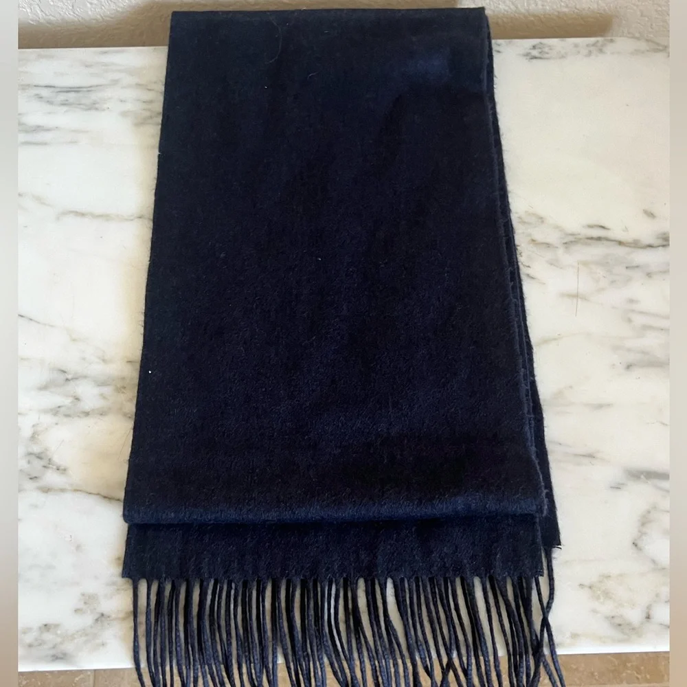 Gucci LOVED Cashmere Sequin Scarf New - Picture 11 of 15